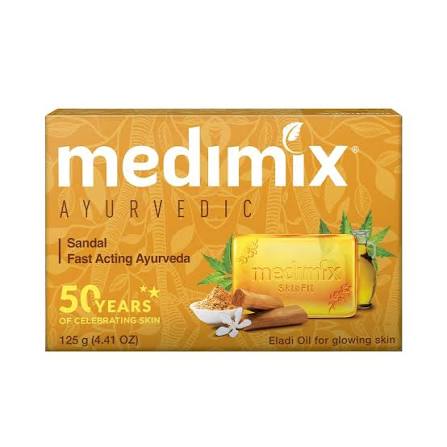 images (75) Medimix Ayurvedic Sandal 125g - Image 1